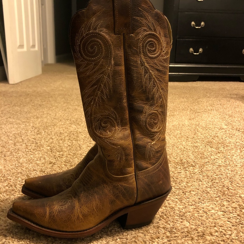 Justin cowboy boots